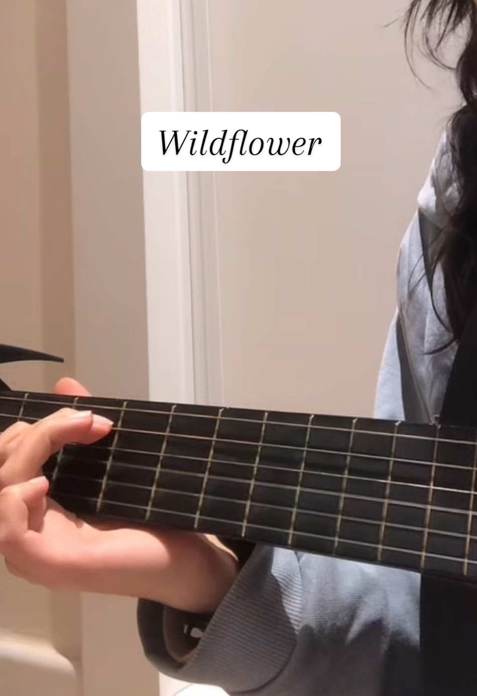 #wildflower #billieeilish #billieeilishcover #wildflowercover #cover #singingwithguitar #guitarsinging #billieeilishsong #butiseeherinthebackofmymind #cover #shewascryingonmyshoulder 