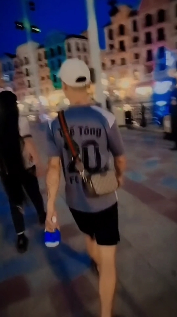 #CapCut Lùn lùn ai đơn được mình cao m bao nhiêu 😘##CapCut #tiktokindia #LIVEFest2024 #csgt_vietnam #xuhuong2023 #theanh28 #shianetwork #chillwithtiktok 