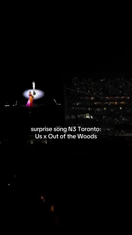 @Taylor Swift @GracieAbramsHQ Eras Tour night 3 acoustic surprise song in Toronto🤍 WE GOT A DUET and out of the woods i can’t believe it #erastour #eras #taylorswift #taylornation #taylorsversion #taylorswifterastour #gracieabrams #swifties #surprisesong #toronto #erastourtoronto 