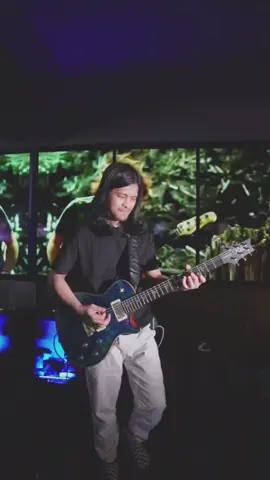 Tebak judul lagu gaiss ?? @mhiu_mhiu ❤️❤️❤️ #prsmarktremonti 