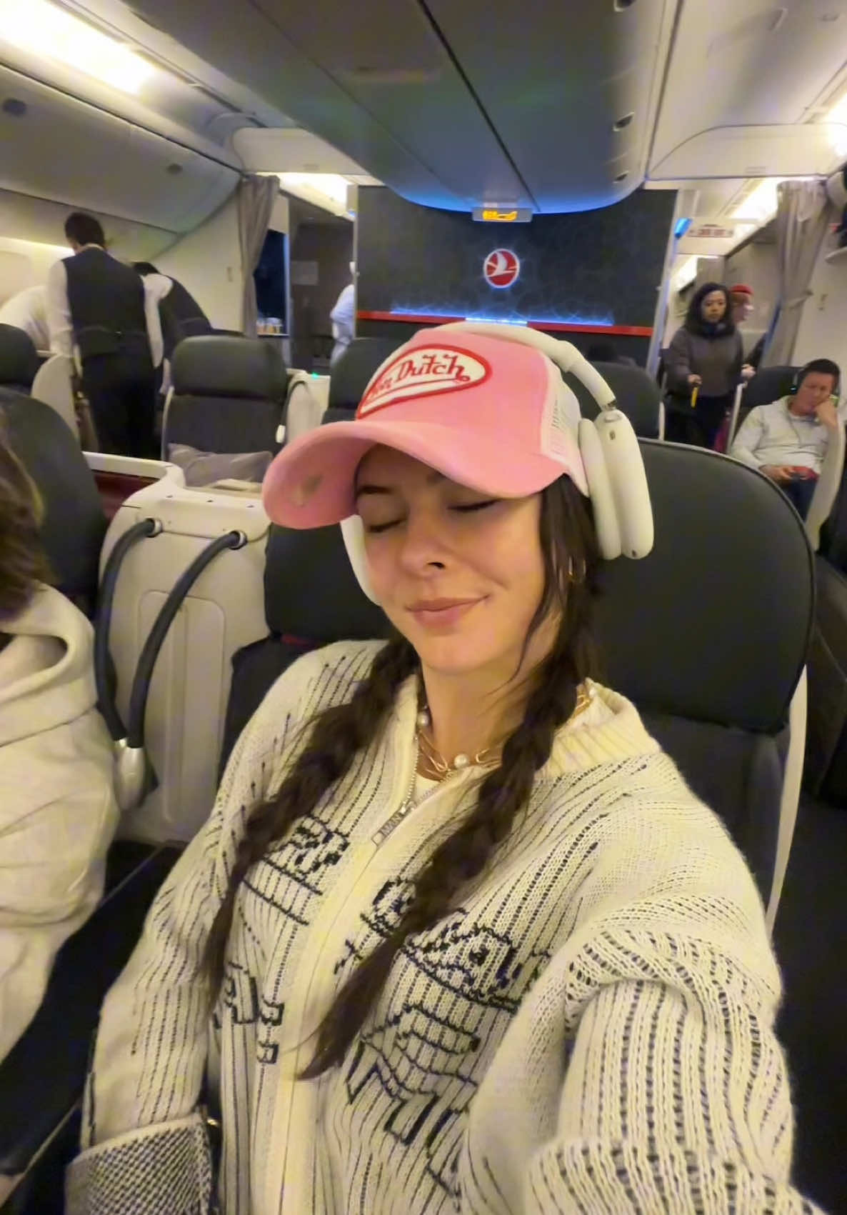 the honey butter croissant 🍯🧈🥐>> @Turkish Airlines #Turkishairlines @Go Türkiye #Golstanbul #GoTurkiye