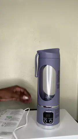 Licuadora práctica y pequeña, cabe en cualquier lugar ❤️ para hacer tus batidos y tus dias mas fáciles ❤️ Use el código [frq109242] en la aplicación Temu para desbloquear un paquete de cupones $200 y obtener descuentos adicionales. (Solo para nuevos usuarios de la aplicación con pedidos elegibles. Se aplican los términos y condiciones). 🎁 #temu #temufinds #shoptemu #smallappliances #homegadgets