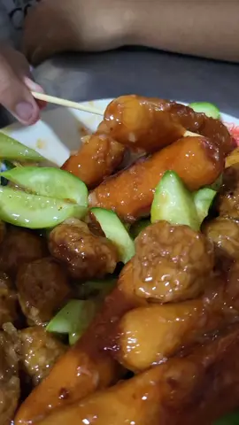 ញ៉ាំប្រហិតឆឹងជាមួយពួកខ្ញុំទាំងអស់គ្នាអ៊ំពូមីង❤️❤️🙏🙏 #mukbang #food #eating #delicious #fypシ゚ #foryour 