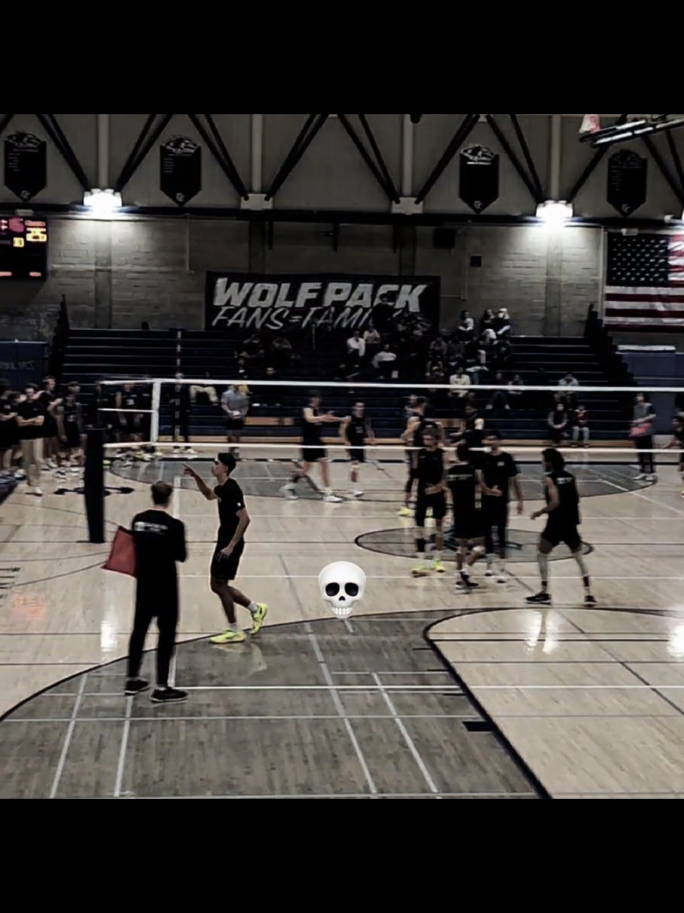17 yo, Simeon Nikolov #longbeachvolleyball #volleyball #ncaavolleyball  #xybca #simeonnikolov #haikyuu 