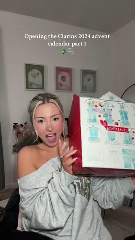 She was a cutie #clarins #adventcalendar #unboxing #skincare #fyp #foryou #clarinsadventcalendar #christmas #holiday 