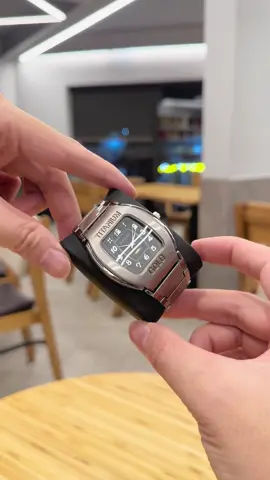 Đồng hồ Nam form basic “ Thời trang - Sang trọng “