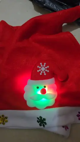 Topi santa led #topimerrychristmas #topisanta  #topirusa #merrychristmas #topisantaled #topiled #topixmas  #xmas #santa #natal #dekorasi #hiasannatal #hiasan #fyp #fypシ゚viral #fypage #fyppppppppppppppppppppppp 