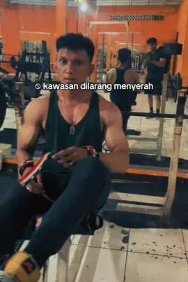 #CapCut #gym #gymotivation ###workoutmotivation #gymbro #fyp #Fitness #workout 