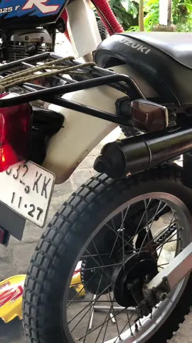 Service dan maintenance TS 125         #trailvintage #suzukits125 #trailjadul #ts125 #vintageenduro 