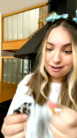 @kimmytoyz is looking for the ULTRA RARE bags and so are we 😭 #minifashion #minibrands #5surprise #handbag #miniature #blindbag #blindbox #fashion #TikTokFashion 