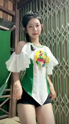 nhà em ngay dướiii chân đồi #xuhuong #lh #vannghetruong 