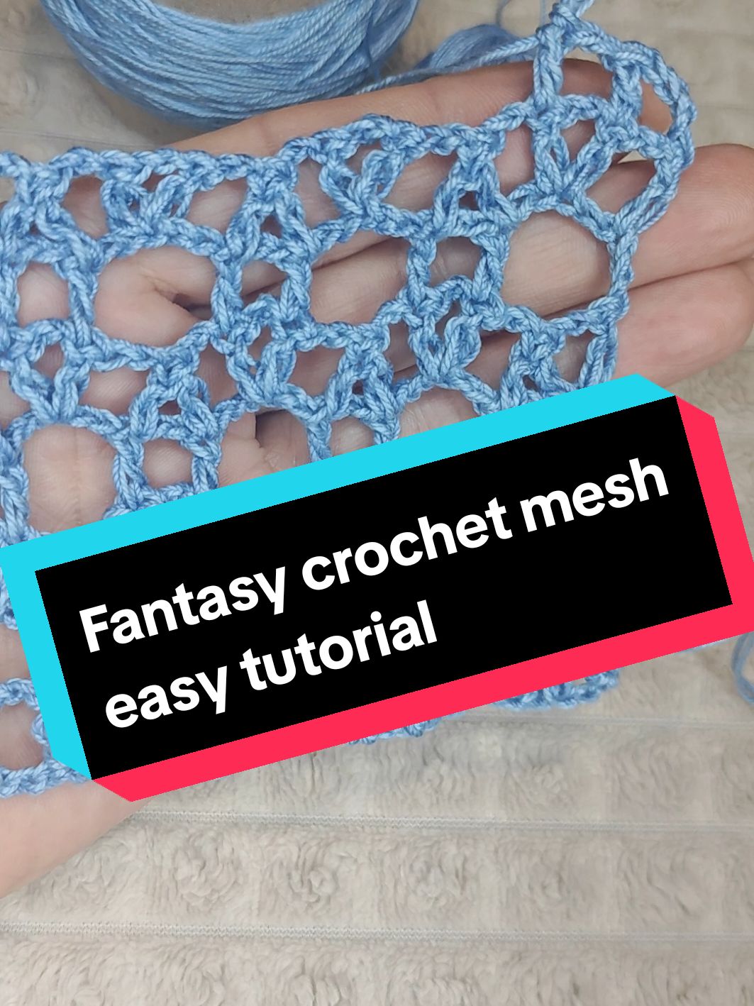 Do you want to see the full tutorial? Let me know in the comments! #crochetmesh #crochetpattern #diycrochet #creativecrochet #crochetart #crochetlace 