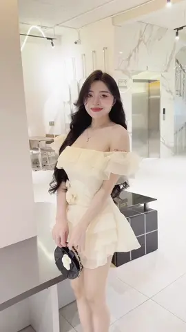 Nhân gian thì trong vạn người #minhousebacninh #vayxinh #macdepmoingay #xuhuong 