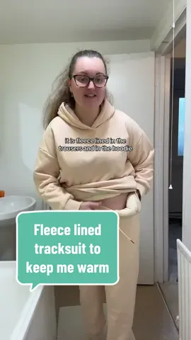 #winteroutfit #winteroutfits #winteroutfitideas #wintertracksuit #winterfashion #winterootd #autumnoutfit #autumnoutfits #autumnoutfitinspo #autumnootd #OOTD #sahmootd #sahmfashion #sahmoutfit #outfitinspo #outfitoftheday #tracksuit #tracksuits 