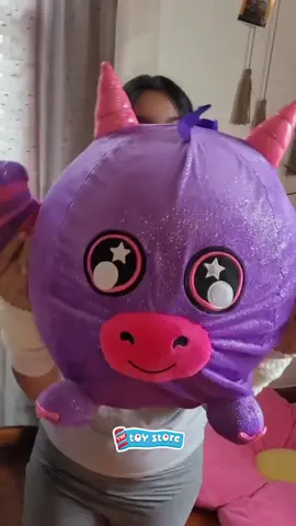 🎈 Meet Biggies – The Inflatable Plush Toy That Grows! Unbox, pump and watch the magic happen! Biggies come in a mystery box and inflates into a soft, oversized plush with a cool POP reveal. With 4 adorable characters to discover, Biggies make every playtime unforgettable! 📍 Visit The Toy Store at Dbayeh Highway or ABC Verdun to unbox the fun! 📞 79 113 082. #thetoystore #biggies #inflatableplush #gianttoys #toyunboxing #cuddlyfun #playtimefun #plushsurprise #giantplush #kidsfavorites #unboxfun #huggabletoys #mysteryboxfun