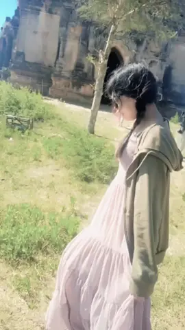 #မင်းရှိရာလိုက်လိုရှာ😌😔 