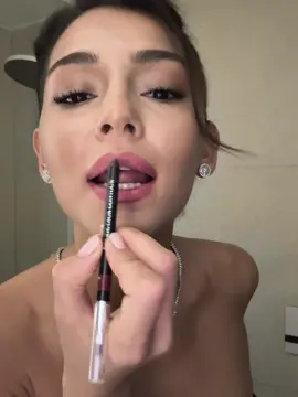 history🥹😘❤️🥰💋💄😻💅👄😋🫦 #fyp #grwm #makeupforeverr