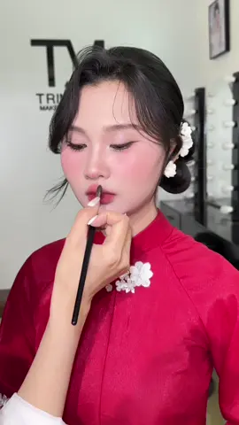 🍓 𝙭𝙞𝙣𝙝 đ𝒆̣𝙥 𝙫𝒂̀ 𝙡𝙪𝙣𝙜 𝙡𝙞𝙣𝙜𝙜𝙜    𝐵𝑜𝑜𝑘𝑖𝑛𝑔: 0777447157.    𝙈𝙔 𝙎𝘼 𝙈𝙖𝙠𝙚𝙪𝙥 𝘼𝙧𝙩𝙞𝙨𝙩  #mysamakeup #makeupdanang   #makeupartist #layout   #nhanmakeuptainha#xuhuong 