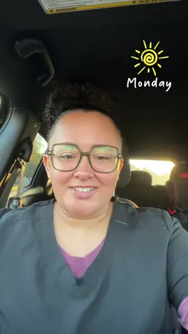 H A P P Y monday ☀️