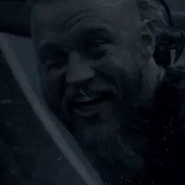 الي يضحك ساعة الملگه #ragnar #راغنار #viral #fyp #ثائر #explore #foryou 