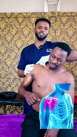 #shoulderpain #jaceelow_physiotherapy #jaceelowfitnes #strongbodyprotein 