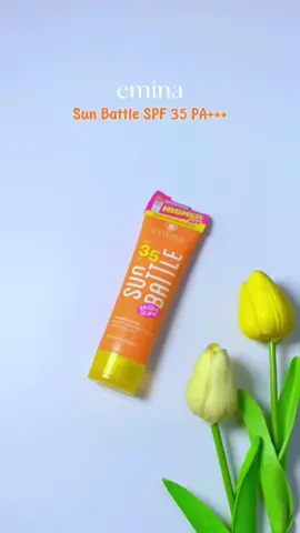 Emina - Sun Battle SPF 35 PA+++ 🧡🤍 @Emina Store  . . . #emina #eminacosmetics #eminasunbattle #eminasunscreen #eminasunscreenspf35 #sunscreen #sunscreenviral #sunscreentips #sunscreenreview #sunscreenisimportant #sunscreenemina #eminaskincare 