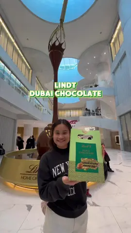 📍Dubai Chocolate edition by Lindt Chocolate 🍫 @Lindt Chocolate  Sadly they are already sold out but hopefully they will be available again soon ♥️ #dubaichocolate#chocolate#lindt#lindtchocolate#swisschocolate#switzerland#zürich#travel#traveltips#travelideas#switzerlandtravel  