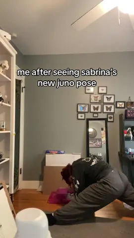 i have to learn how to do the splits immediately 