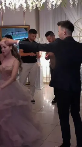 Herşeyim oldun sen benim🥹🤍🙏💍#CapCut #fyp #keşfetal #foryoupage❤️❤️ #keşfetalbeni #keşfetal #keşfetteyizzz 