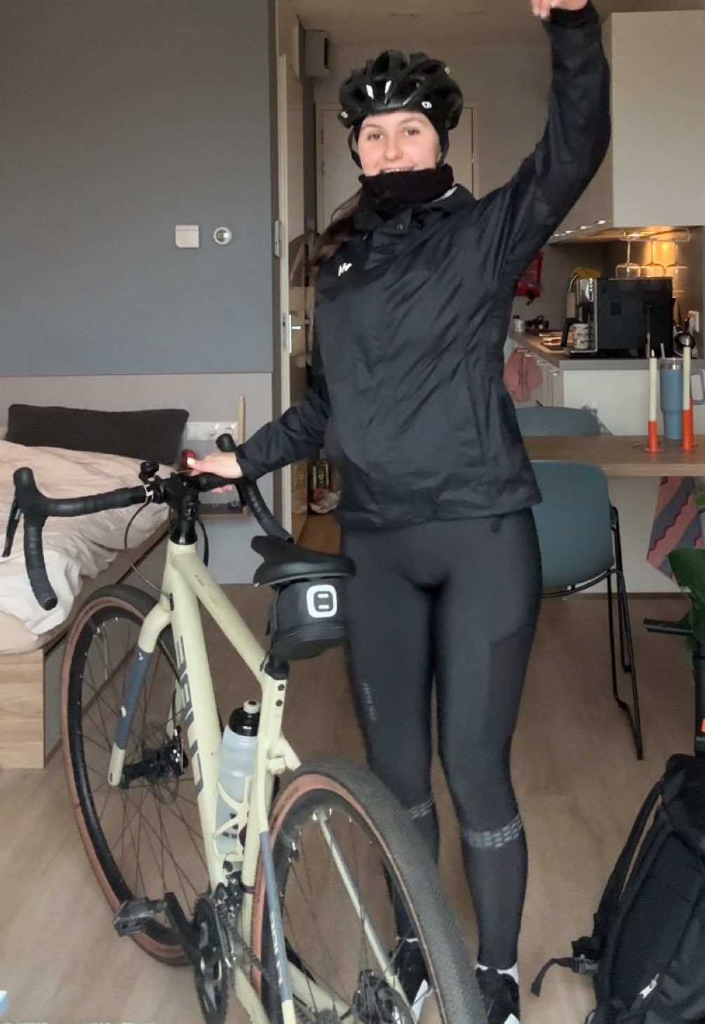 Winter fit 💅🏽  #cyclefit #siroko #cycling #cycle #biketok #roadbike #rennrad #fitcheck #biking #cyclinggirl #sirokocycling #leeuwarden #friesland #outdoorsport 