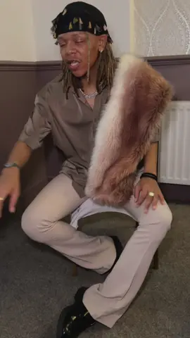 Fit check 🫵🏾 #OOTD #weddingtok #traditional #roora #fyp #zimtiktok #zimbabweantiktok #mensfashion #zimtiktokers🇿🇼🇿🇼🇿🇼 #zimbabwe #fauxfur 