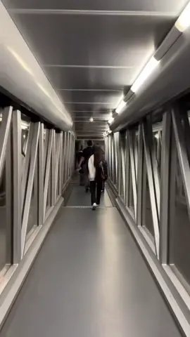 في حفظ الله وين ما حلت خطاويك ودعتك الله وانت أغلى ودائعه 🌺 جعل طريقك زمرد والحصى مرجان 🌺