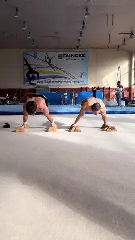 @ivan.andreeev  #calisthenics #gymnastic #sport #GymTok #viral #streetworkout 