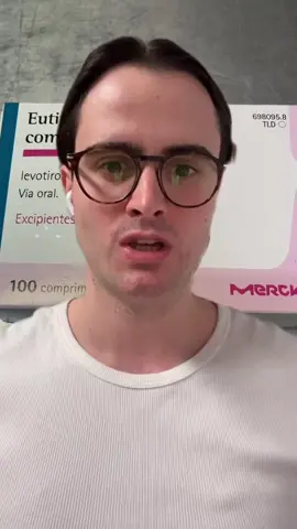 Mientras tomes bien la pastilla para la tiroides, puedes tomarla cuando quieras  Y tu? Cuando tomas la pastilla ? #hipotiroidismo #hipotiroidismodescontrolado #hipotiroidismosubclinico #tiroides #tiroiditis  #cansancio #pesosaludable #mialgia #tiroidesaludable #autoimmunai #frio #caidapelo #peso #fatiga #eutirox#cansancio #pni #dietista #nutricionistaintegrativa #inflamacionabdominal #inflamacionespesadas  