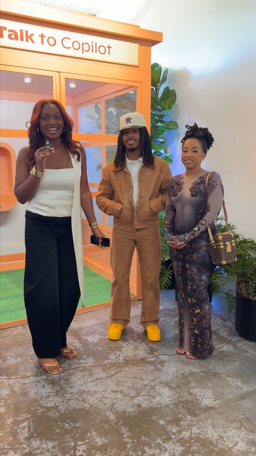 you know we had to do a fit check before heading to a @Keith Lee and @Ronni Lee brunch ❤️‍🔥 #FYP #Microsoft #AFROTECH24 #FitCheck 