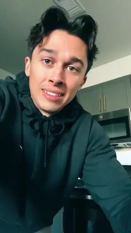 There is no way she should’ve figured that out #storytelling #funny #relatable 