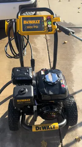 Dewalt pressure washer!! 3600 psi honda 550 located in rosamond #dewalt #pressurewasher #liquidators #antelopevalley #antelopevalleyca #homedepot 