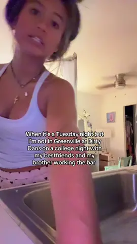 This is a very niche experience but LOL one of my drafts from when I was in Hawaii. 