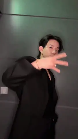 I party like a Rockstar #enhyphen #heeseung #jay 