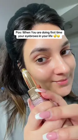 Painless eyebrows first time😴 This is how you wanna do painless with 5$ electric eyebrow trimmer Link shared in my bio....incase if you are interested😴 #skintok #fypp #glowingskin #SkinCare101 #eyebrows #makeup #temu #temufinds #2024 #viralvideo @Temu 