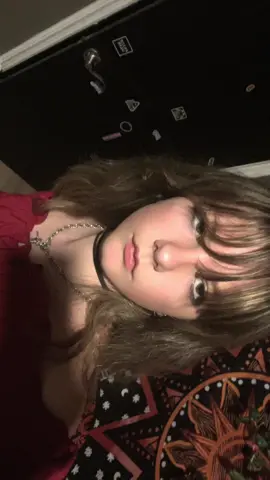 Idk i just need to post more:)#fyp #blowthisup #foryoupage 