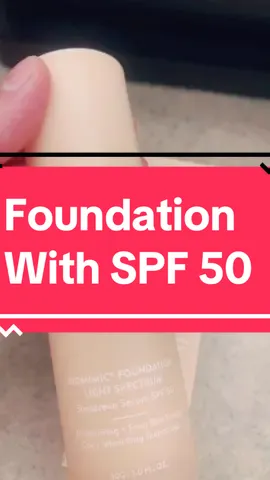 Es increíble lo bien que trabaja esta foundation con bloqueador solar estoy sorprendida me borro mis pecas en segundos. #biomimicfoundation #foundation #foundationroutine #TikTokShopBlackFriday #tiktokshopcybermonday  #foundationreview #foreverbloomskincare #foreverbloomfoundation 
