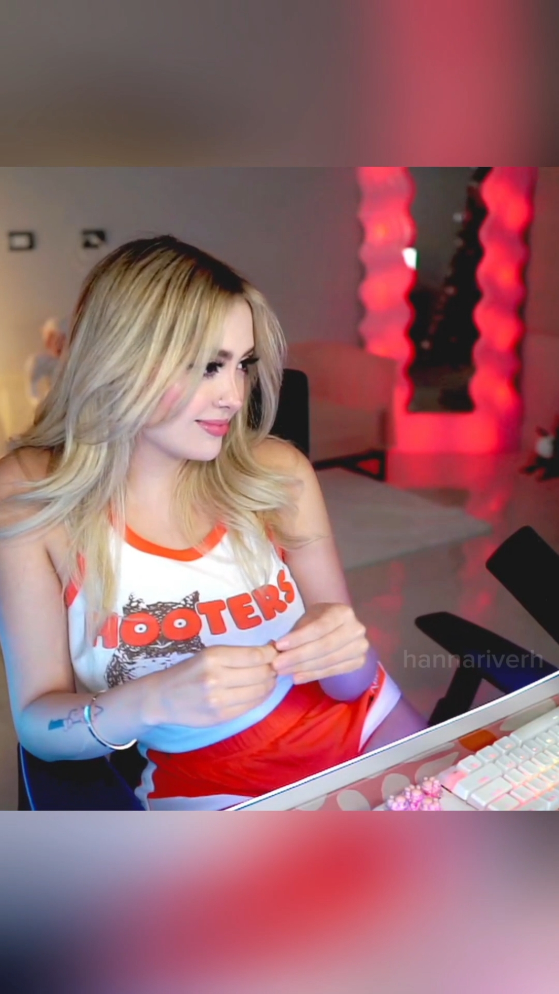 jajajaja🫦❤️‍🩹 @AriGameplays  #clipsdetwitch #arigameplays #fypp #twitch #ari #arigameplaystiktok #arigameplaysedit #arigameplaysclips #clips #aricita #abi #humor #sabrinacarpenter #sabrina #apocosi #celosa #hahaha😂😂😂😂😂😂😂 #jajaja #ship #fakesituation #goals #hooters #cosplay #fakeland 