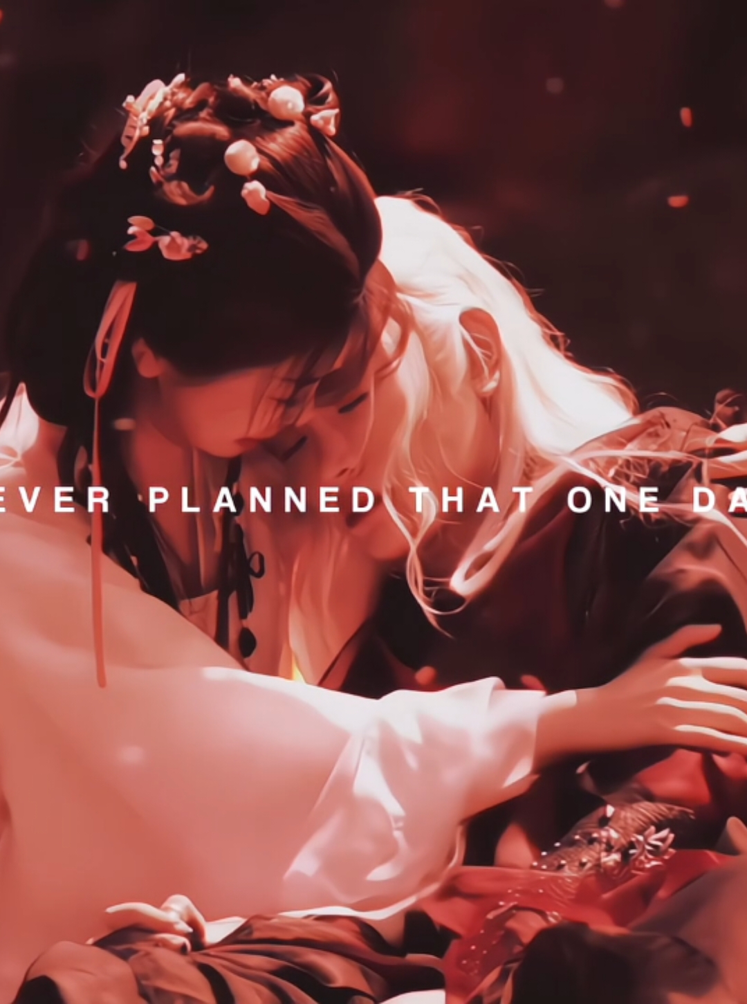 Love Game in Eastern Fantasy x Moonlight Project pertama dan kedua, hmm bisa kaliii nambah project ketigaaa xixixixixi tetap as couple😁😁😁 (senggol ding yuxi dan shuxin) Kemistri mereka bagus mampus, jadi suka banget ngeliatnya😭😭 #cdramaedit #cdrama #ryanding #dingyuxi #丁禹兮 #yushuxin #虞书欣 #estheryu #永夜星河 #LoveGameinEasternFantasy #moonlight #月光变奏曲 