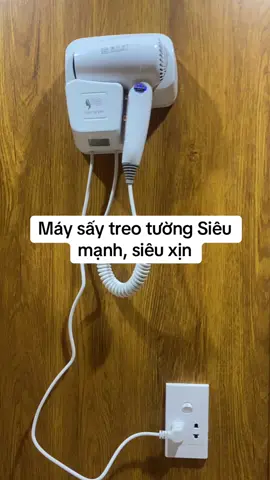 Test sấy tóc treo tường siêu mạnh! 