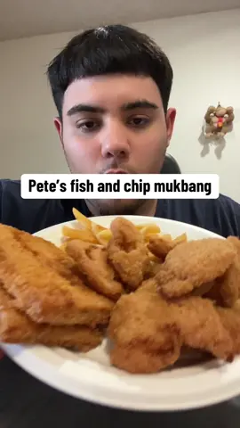 Petes fish and chip mukbang #FoodTok #fypシ #asmr #asmrsounds #mukbang #Foodie #eating #fyppp #fyp #viralvideo #creatorsearchinsights 