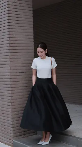 Thấy là “ ưng quá chừng “ 🤎 #SimpleYetChic #OOTD #fashiontiktok #LearnOnTikTok #style #viralvideos #trendy #OOTD #TikTokFashion #trending #fashion #TikTokAwardsVN #Fashion #tiktokviral #StreetStyle #thuhaifreeship 