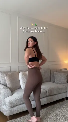 Christmas market ready 🎄✨🎅🏻  Truffle second skin leggings for the win!  #unaltered #fyp #christmas #outfit #styleinspo #styletips #fashiontiktok 