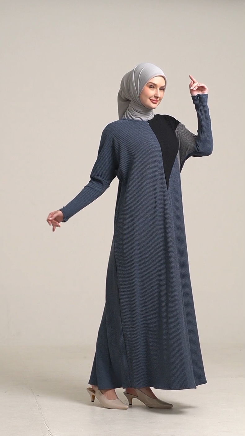 Checkout now🛒 #abayagirls #fashion #fashiontiktok #abaya 