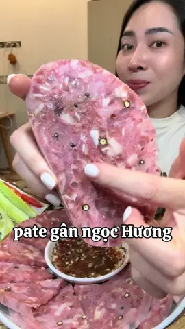 D thích ăn nhét bánh mì, 1 ổ ứ hự vậy mới đã cái nư nè. ăn hem D làm cho mục ổ nha #ancungtiktok #duyenoioi #food #ReviewFood #muckbang #patengochuong #lapxuongngochuong 